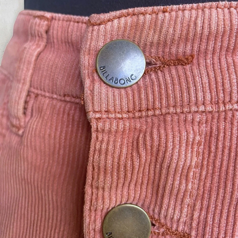 100% Cotton Billabong Corduroy Rust Button-Front Skirt